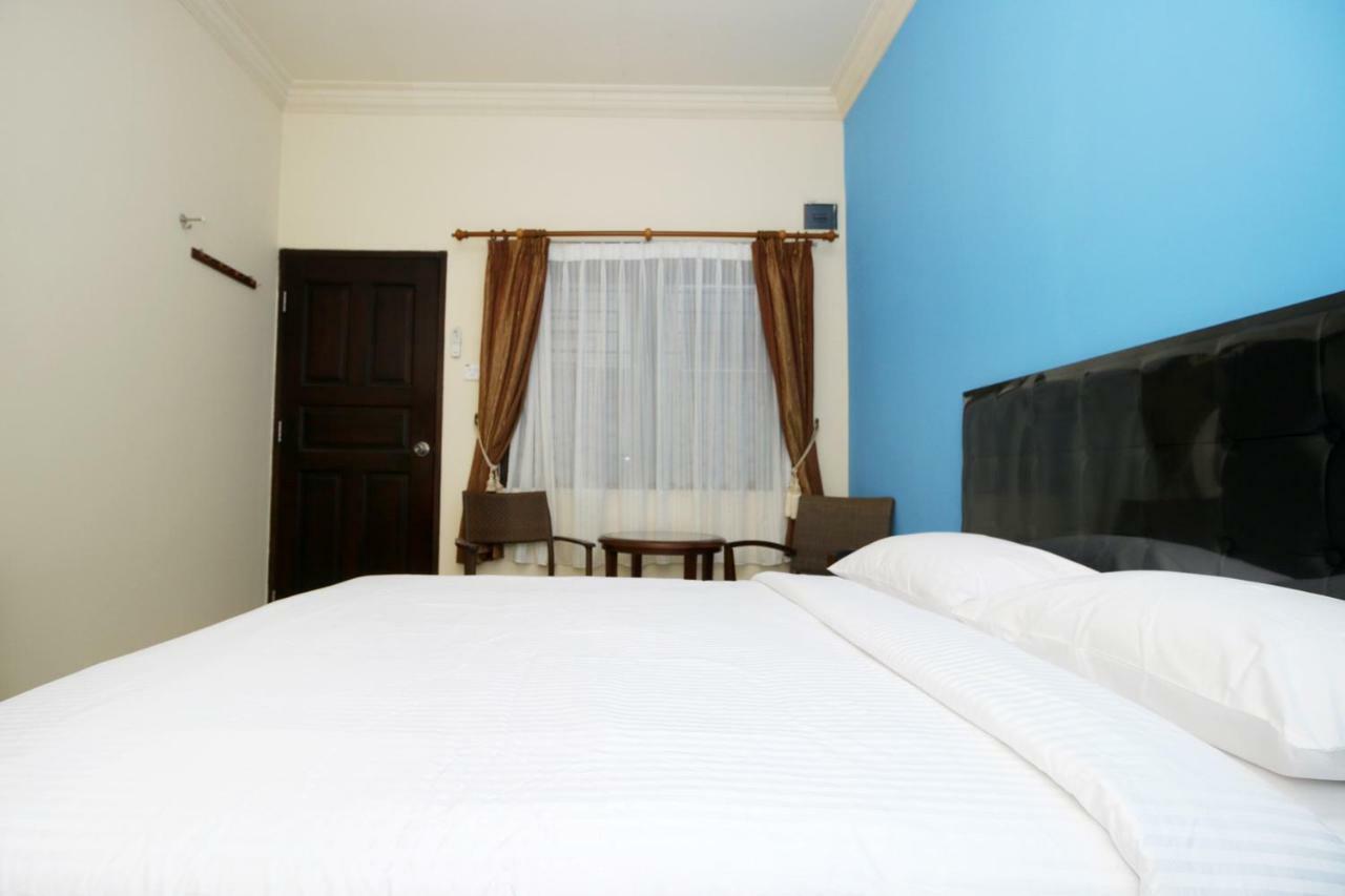 Safina Inn Syariah Sekupang Batam Zewnętrze zdjęcie