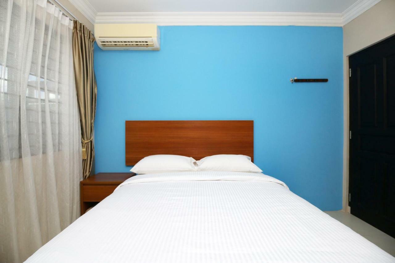 Safina Inn Syariah Sekupang Batam Zewnętrze zdjęcie