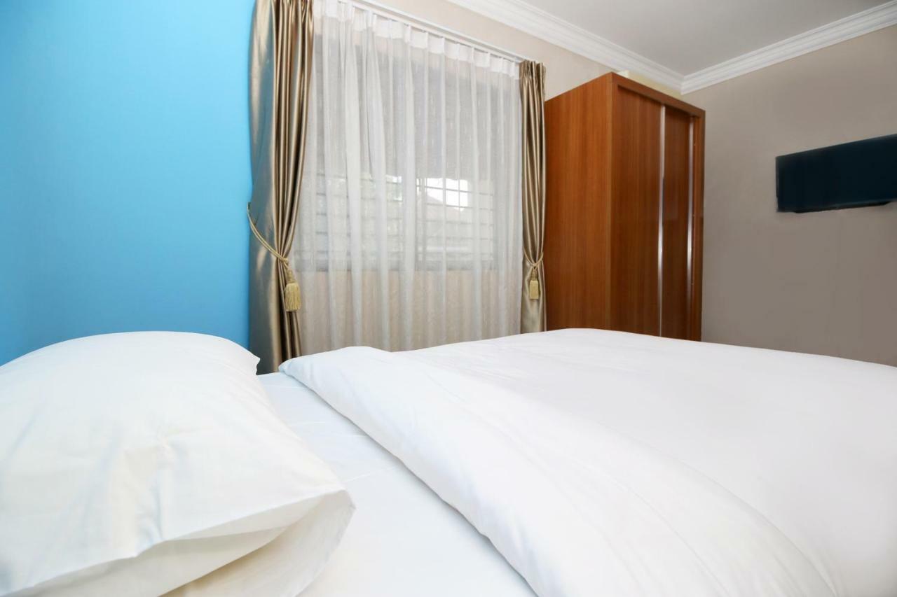 Safina Inn Syariah Sekupang Batam Zewnętrze zdjęcie