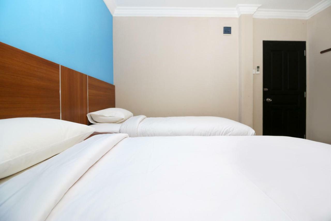 Safina Inn Syariah Sekupang Batam Zewnętrze zdjęcie