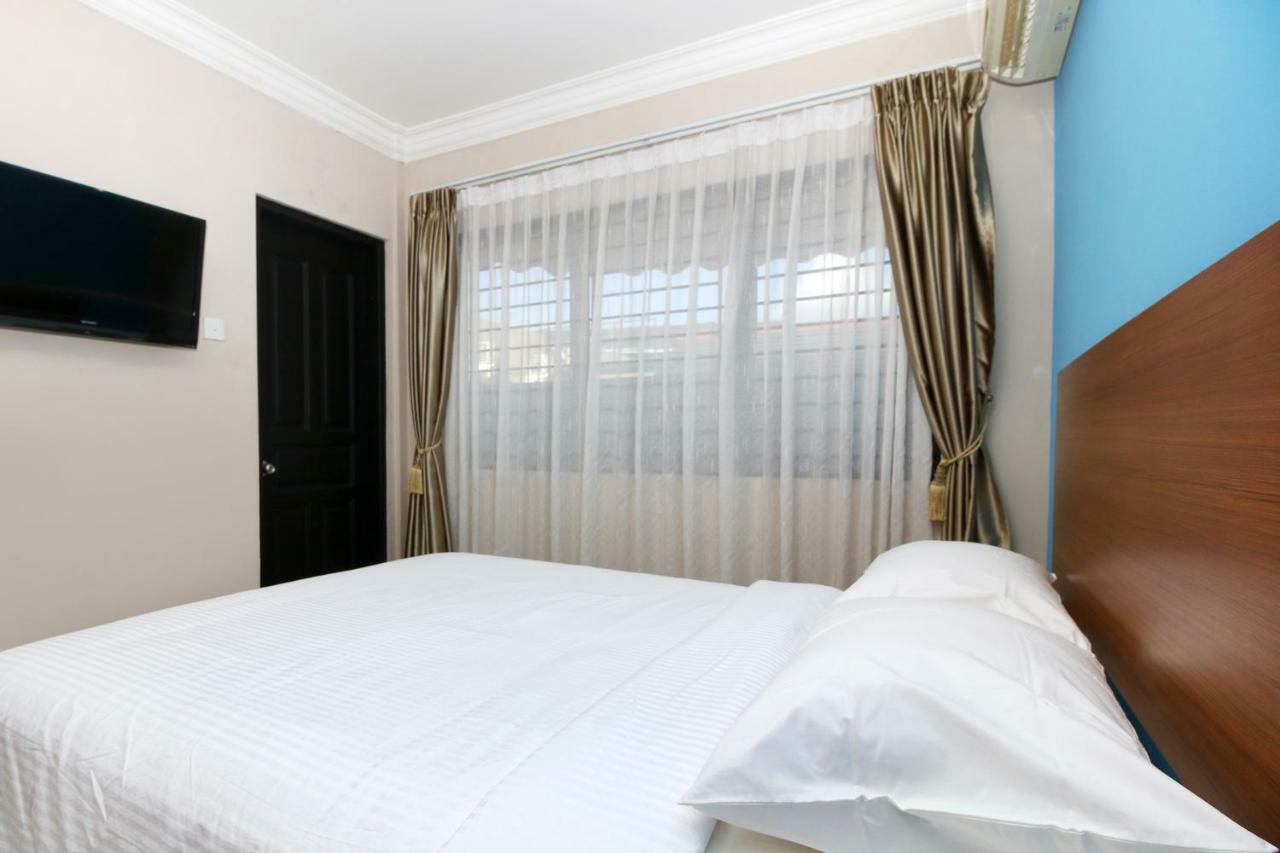 Safina Inn Syariah Sekupang Batam Zewnętrze zdjęcie